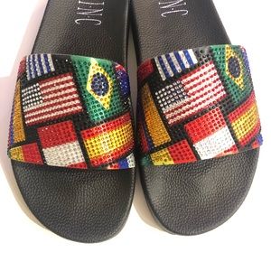 INC Peymin Pool Slides - Sz 6